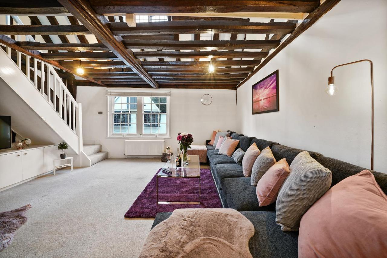 The Stunning Luxury Duplex Of Кентърбъри Екстериор снимка